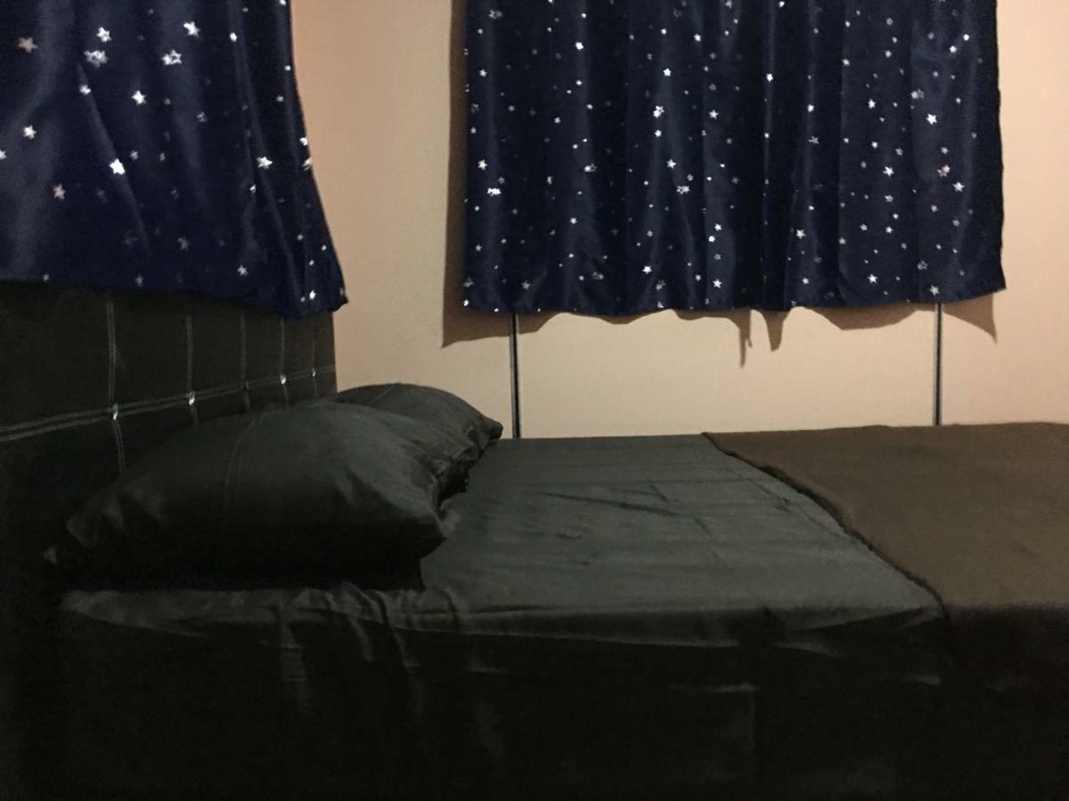 11 Pensione Malacca エクステリア 写真